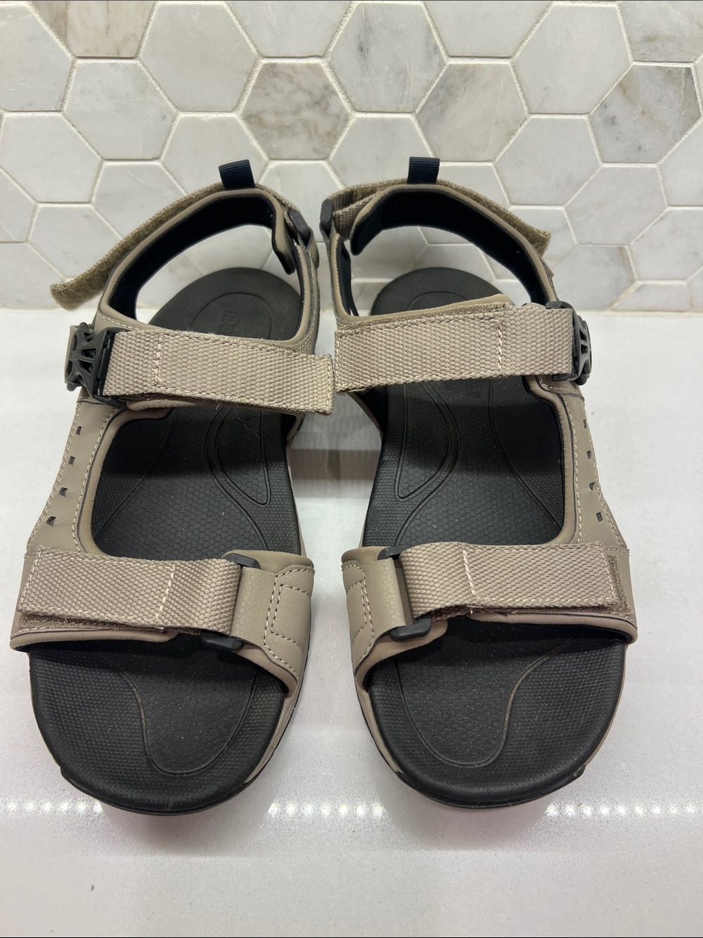 MEN'S Dunham NOLAN TAUPE WATER FRIENDLY Sport SANDAL Size 11